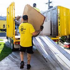 Best Retail Junk Removal  in Harrisburg, IL